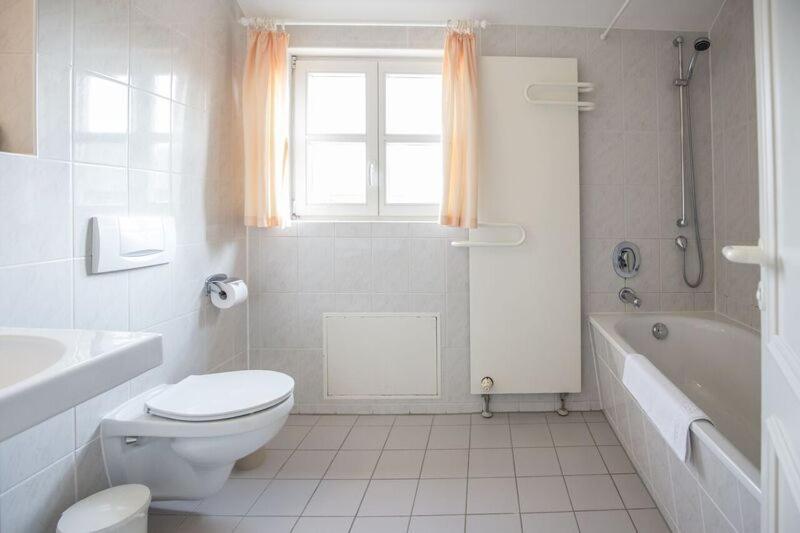 Feriendorf Rugana - Klassik Appartement Mit 1 Schlafzimmer B58 Dranske Dış mekan fotoğraf